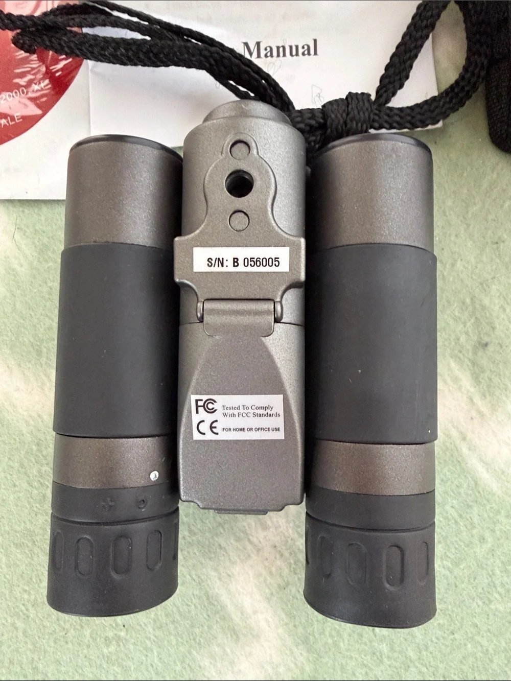 Vintage Famous Trails 4-in-1 Bino-Camera DCB-822 Digital Binoculars (Black)